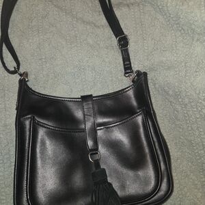 Sleek Black Shoulder Bag with Tassel